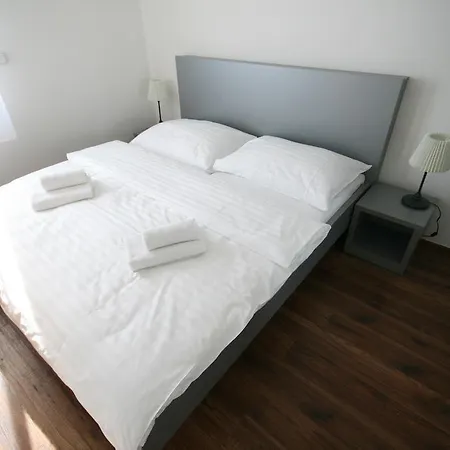 Apartmany Apollon Resort Lednice Exterior photo