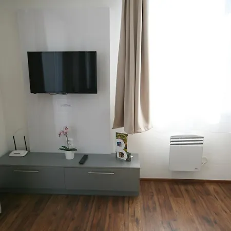 Apartmany Apollon Resort Lednice Exterior photo