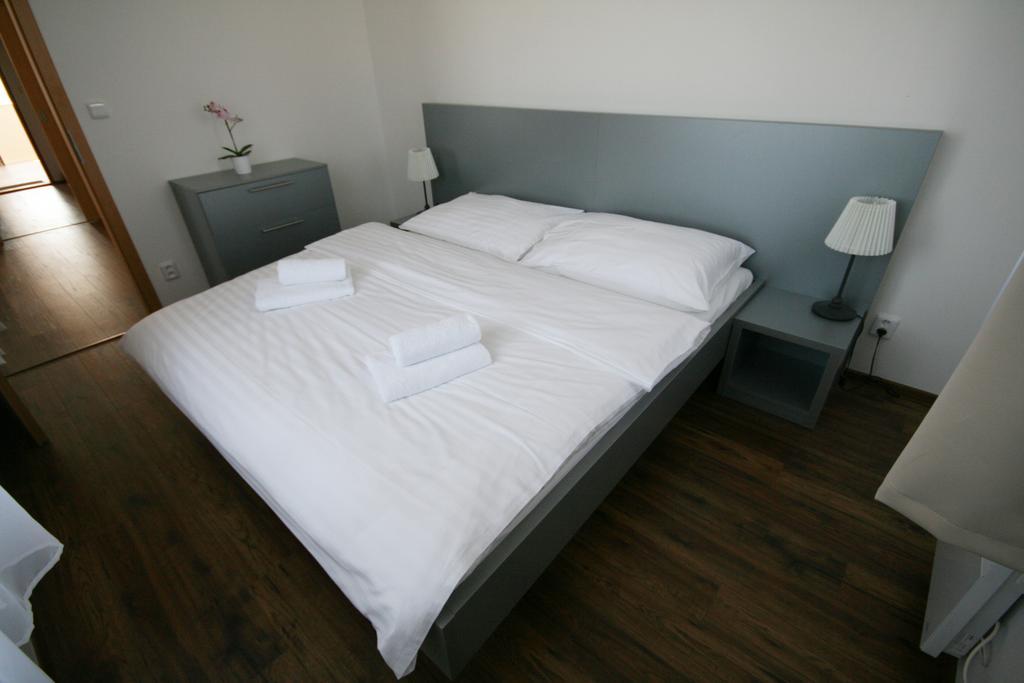 Apollon Apartment *