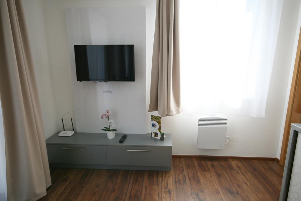 Apartment Apollon *