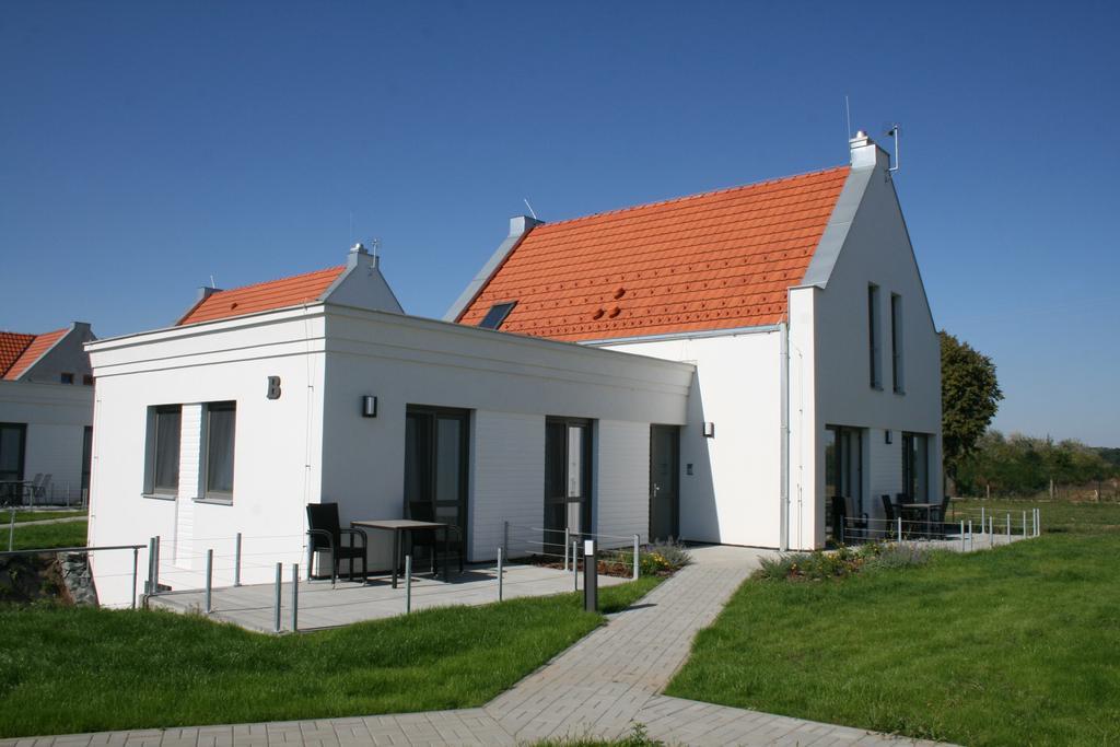 Apollon Apartment *