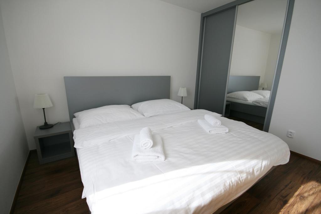 Apollon Apartment