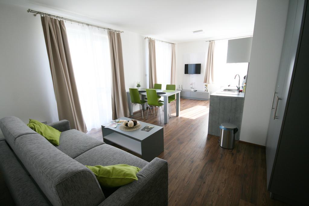 Apollon Apartment