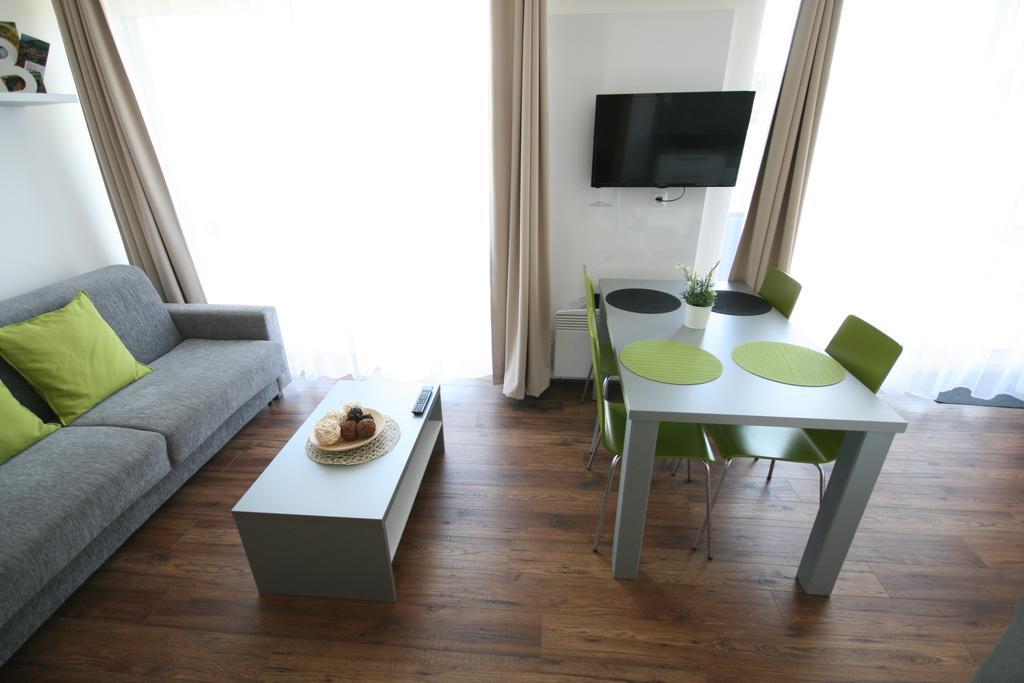 Apollon Apartment *